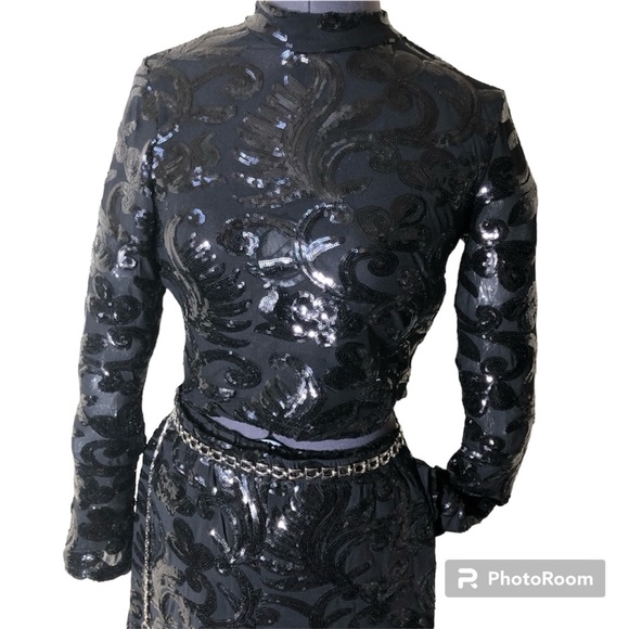 🔥SALE🔥Crop top sequin pant suit - Picture 4 of 10